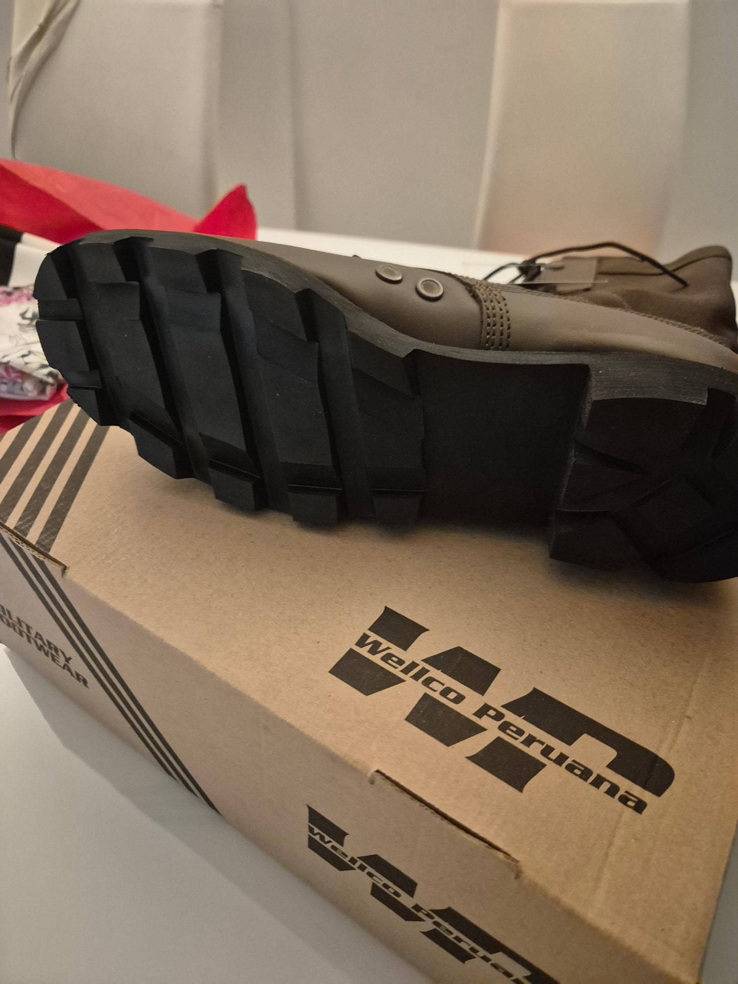 Welco size 10m Jungle boots