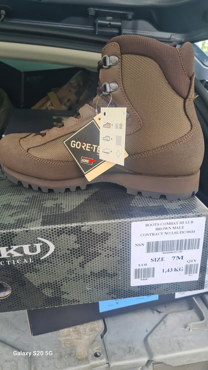 Aku size 13m boots