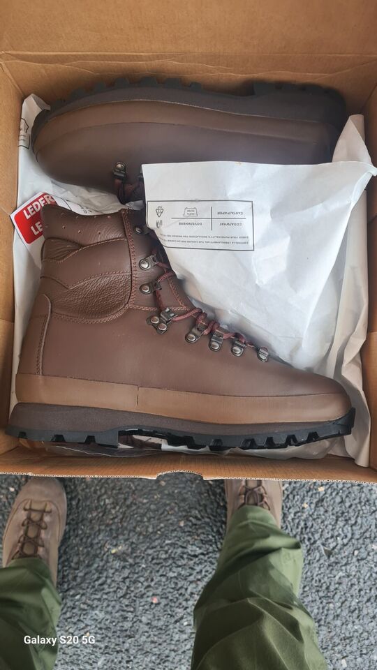 ALTBERG DEFENDER COMBAT HIGH LIABILITY BOOTS SIZE 10 BRITISH ARMY NEW CADETS